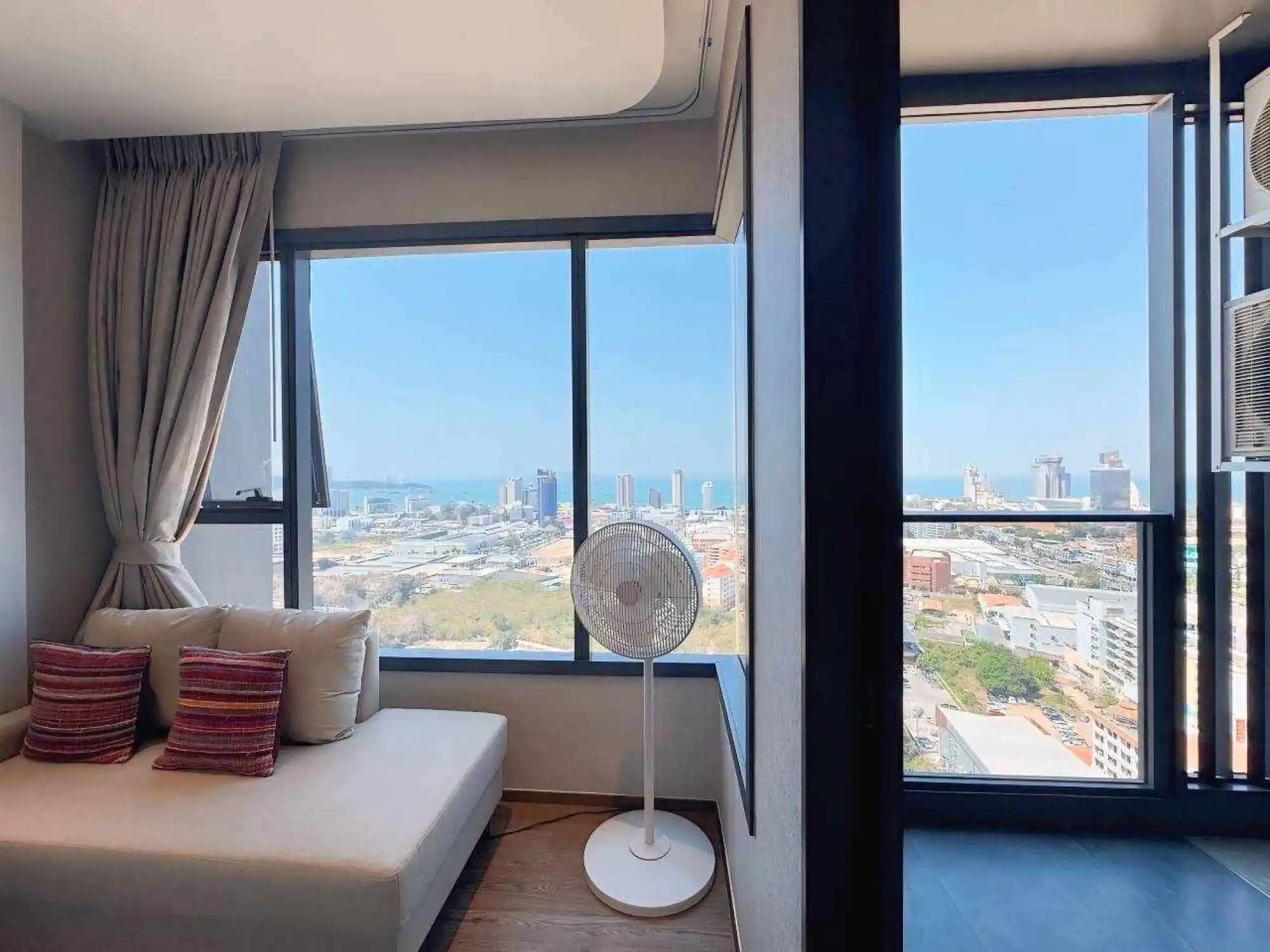 Once Pattaya 1BR, 22nd Floor