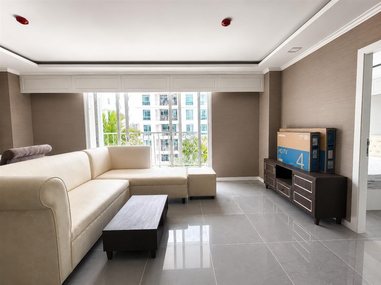 Orient 2BR Pool view, 5th Floor