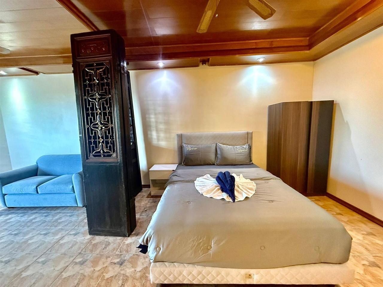 Paradise Condo