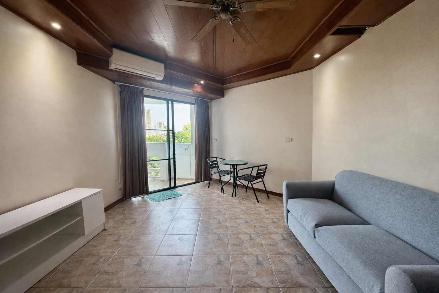 Paradise Condo Studio Garden view, 3rd Floor