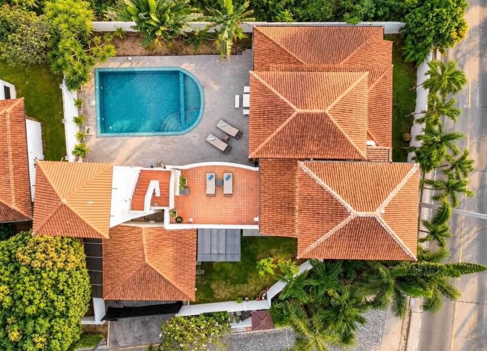 Paradise Villa 1
