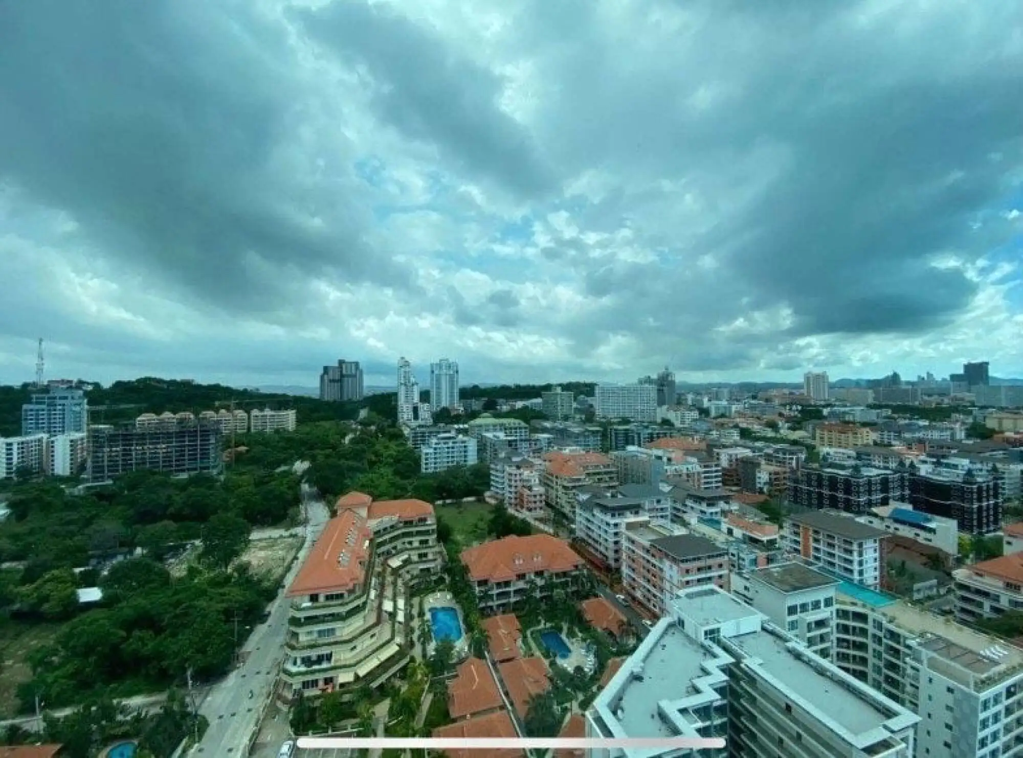 Peak Towers 1BR Sea view, 23rd Floor