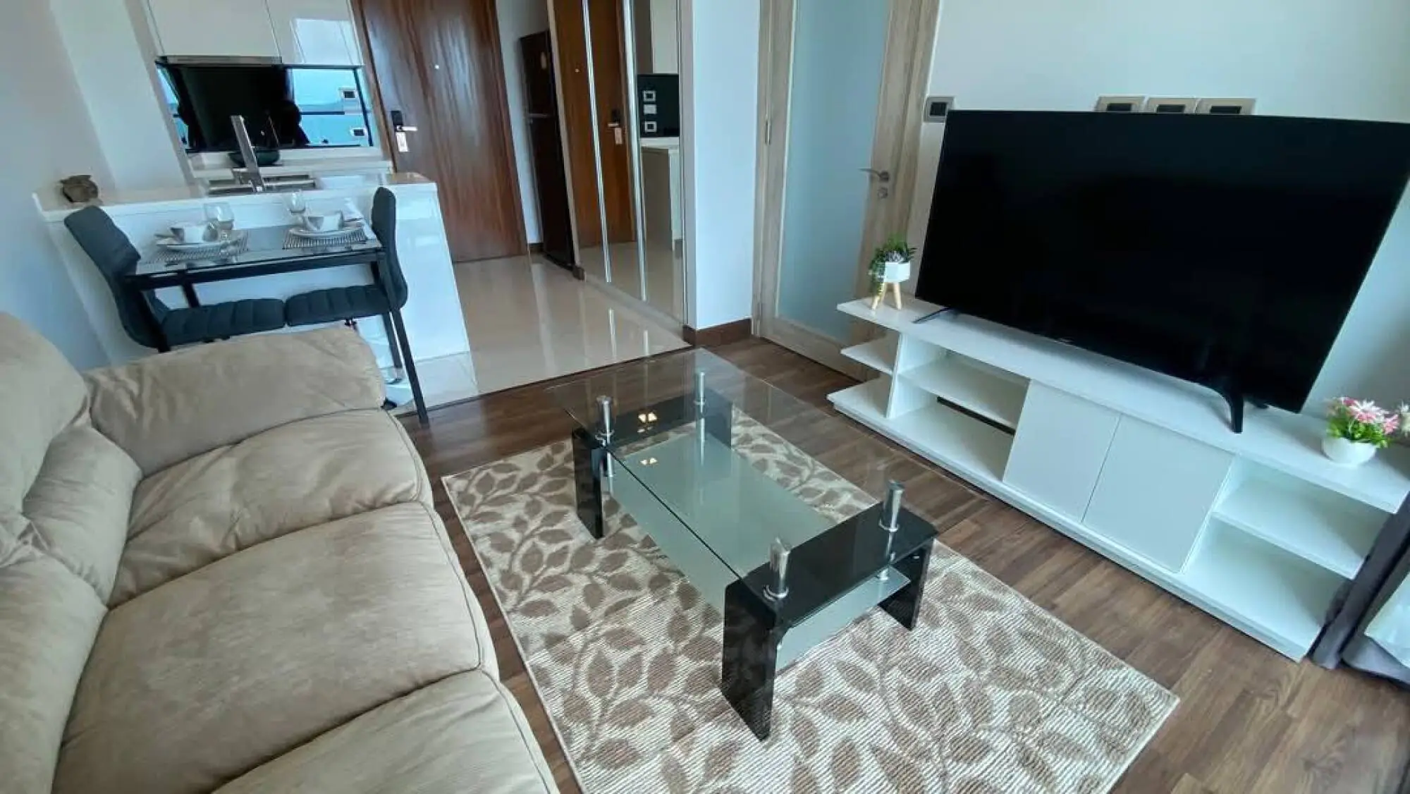 Peak Towers 1BR Sea view, 10th Floor