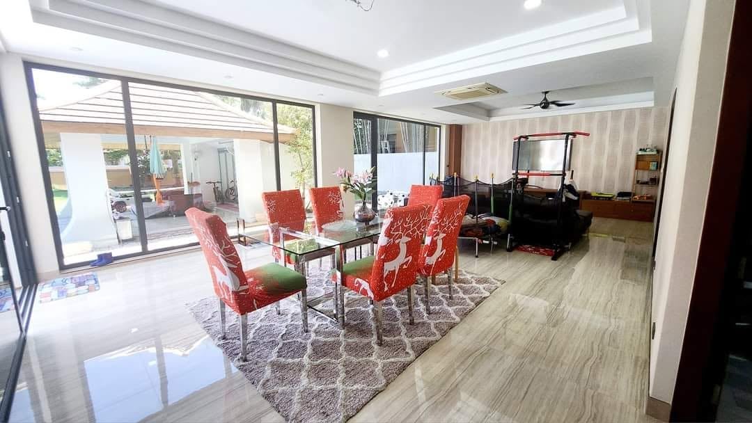 Phutara 9BR Villa
