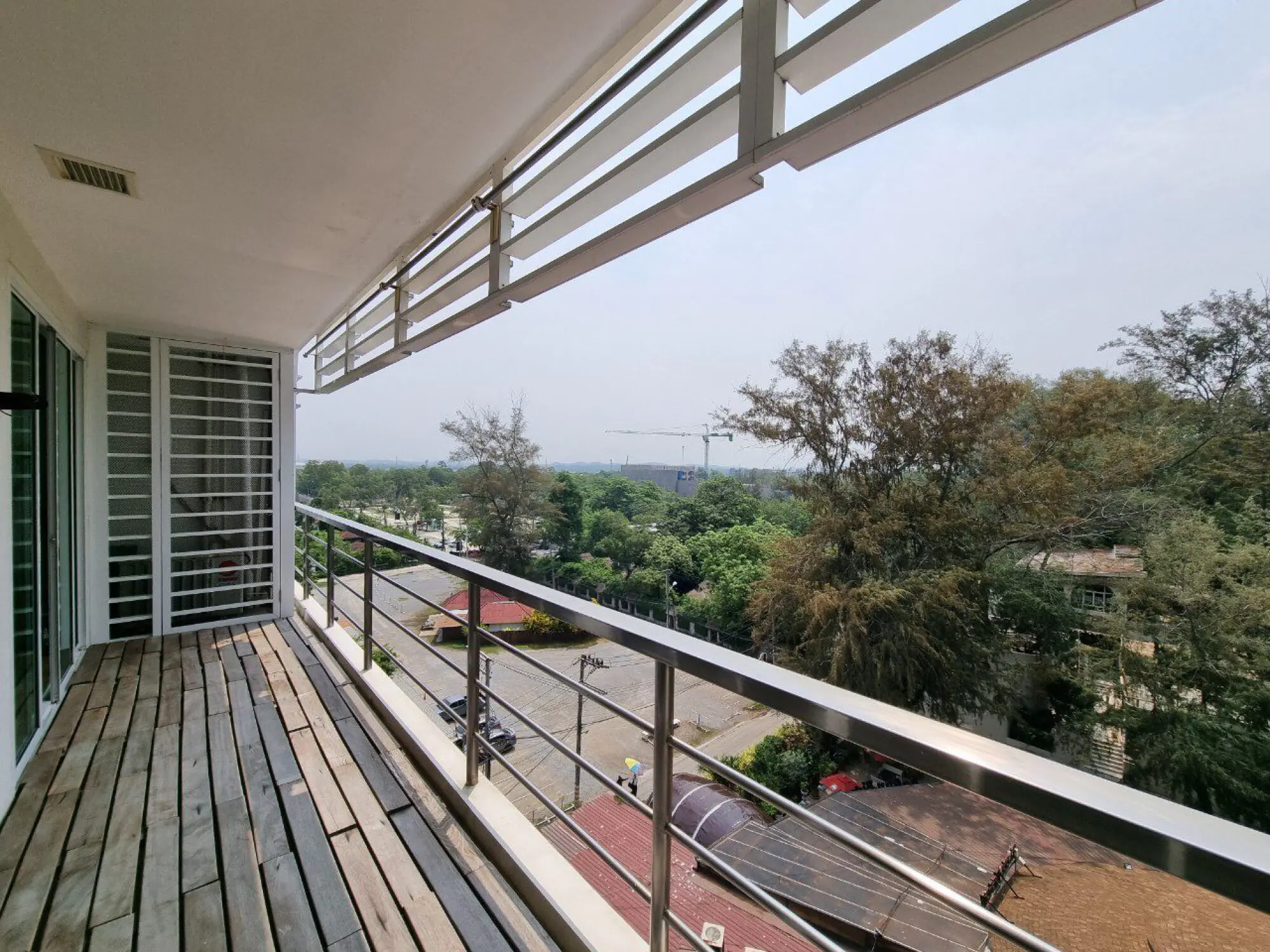 Pine Shores Condo 1BR, 7th Floor