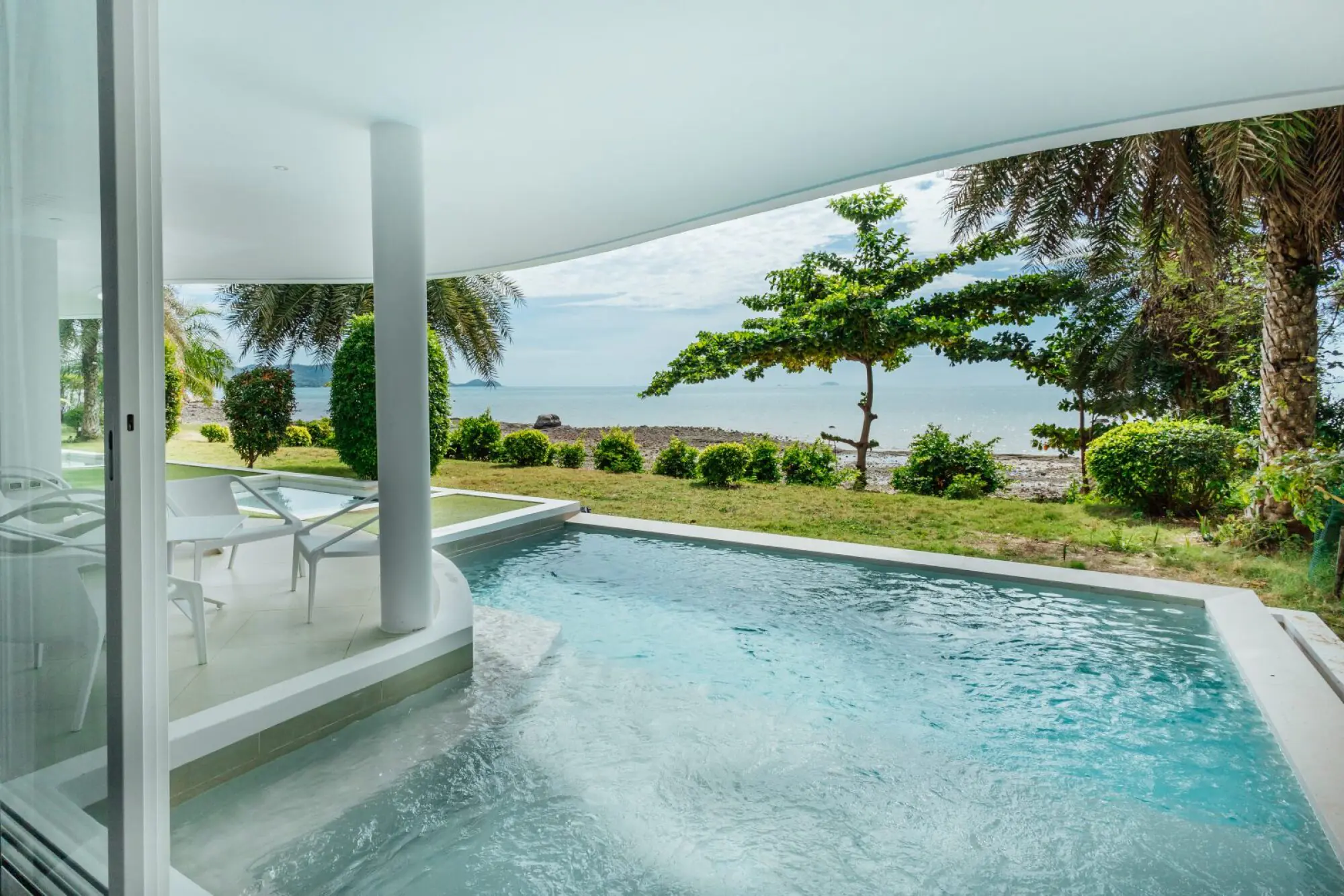 Pure Sunset Beach 3BR Sea view