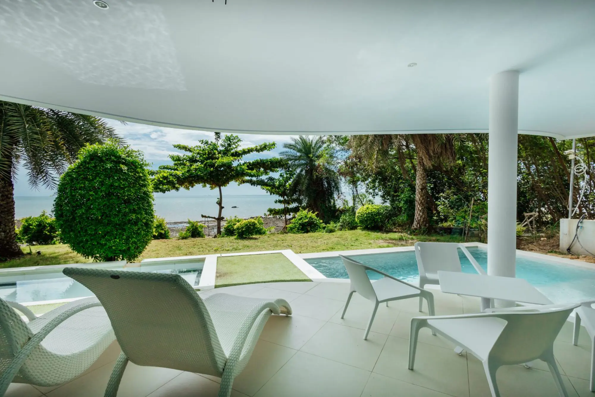 Pure Sunset Beach 3BR Sea view