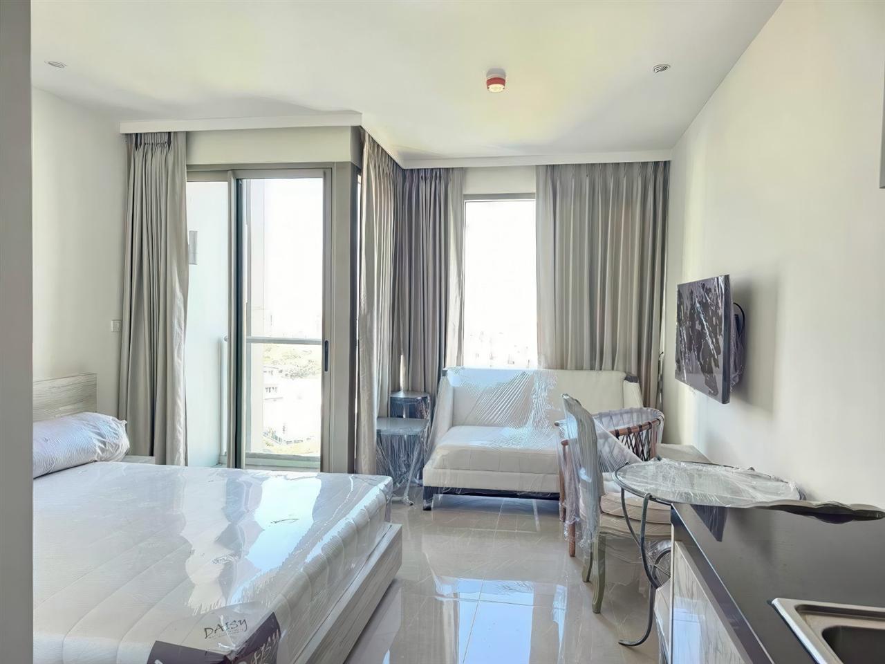 The Riviera Monaco Studio City view, 16th Floor