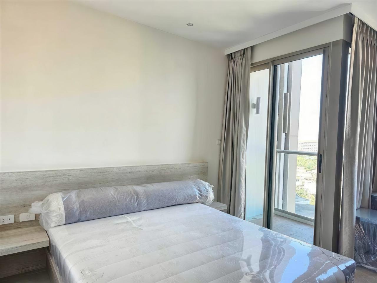 The Riviera Monaco Studio City view, 16th Floor