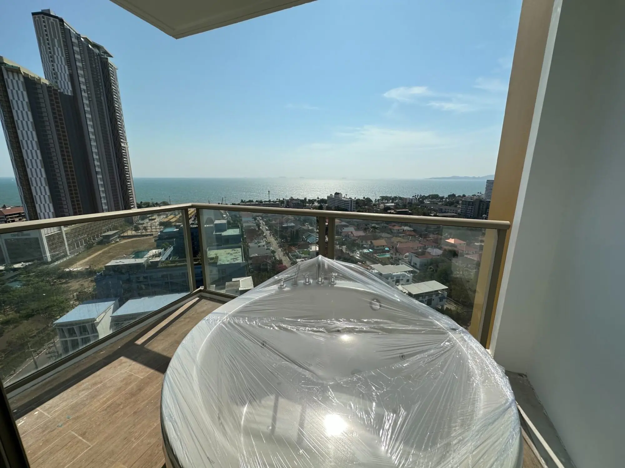 The Riviera Ocean Drive 1BR Sea view, 17th Floor