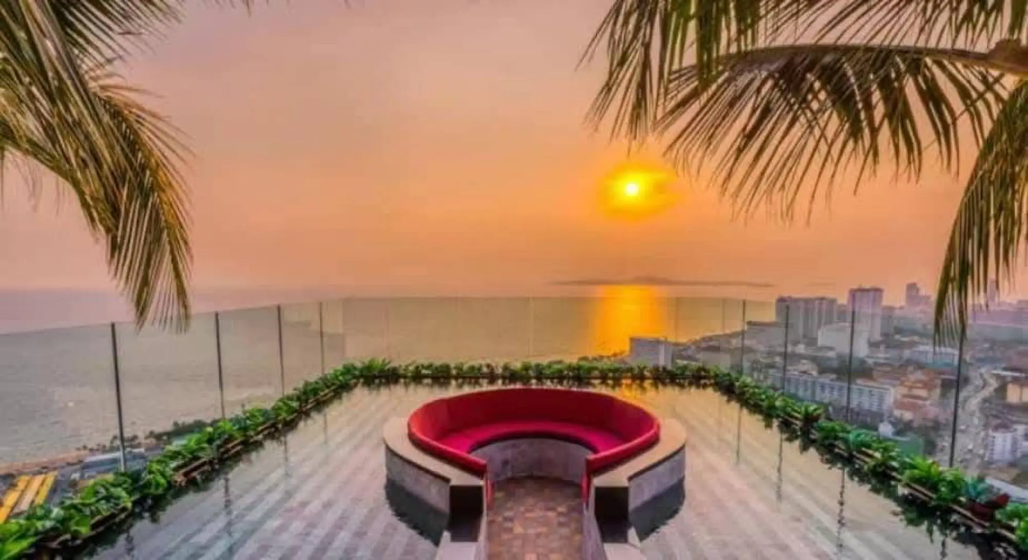 The Riviera Ocean Drive 1BR, 9th Floor