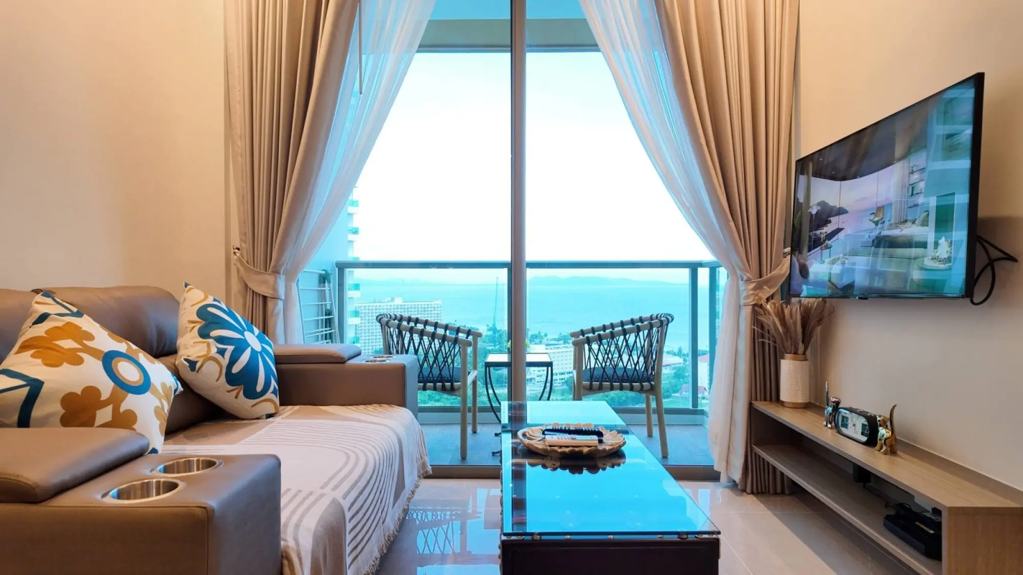 The Riviera Ocean Drive 1BR Sea view, 24th Floor