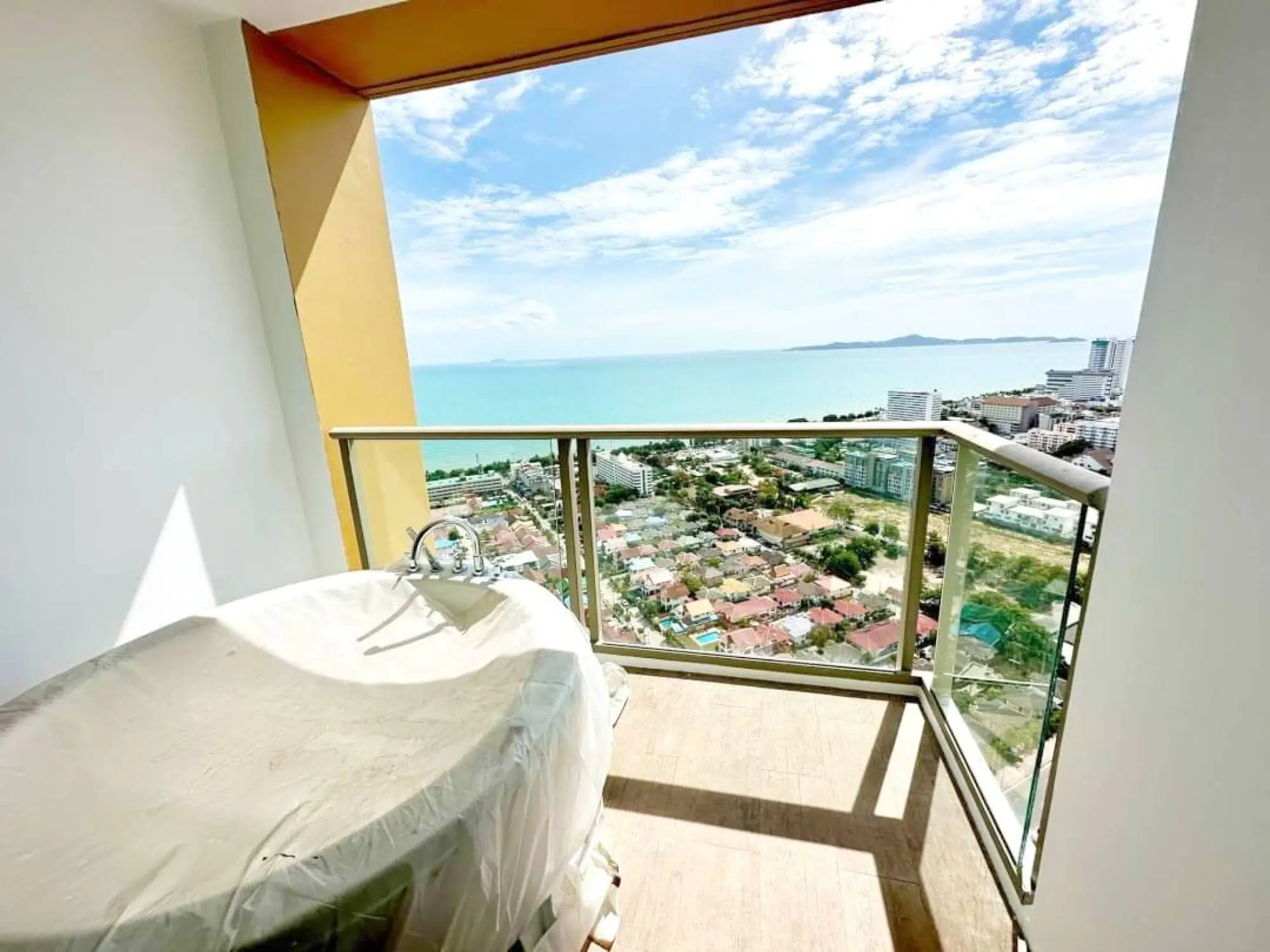 The Riviera Ocean Drive 1BR Sea view, 35th Floor