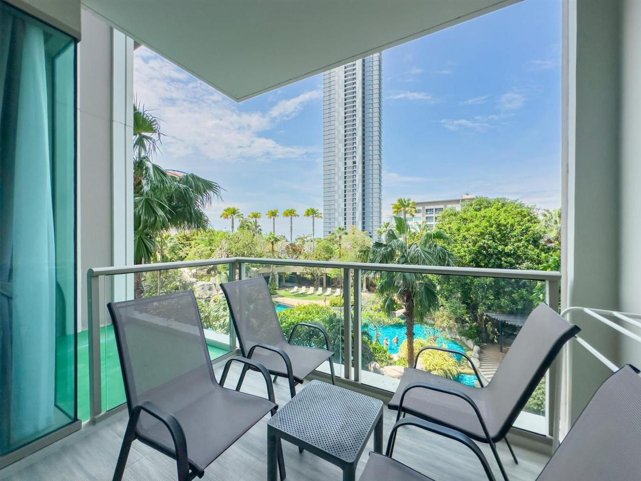 Riviera Wongamat 1BR Pool view, 2nd Floor