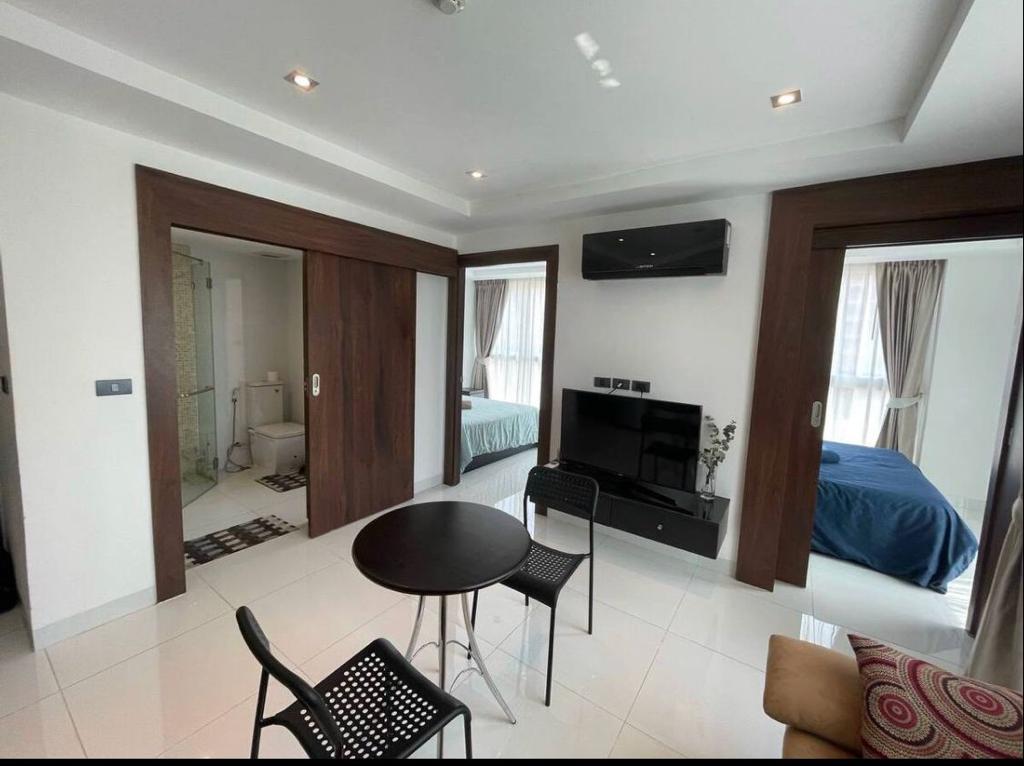Serenity Wongamat 2BR City view, 4th Floor