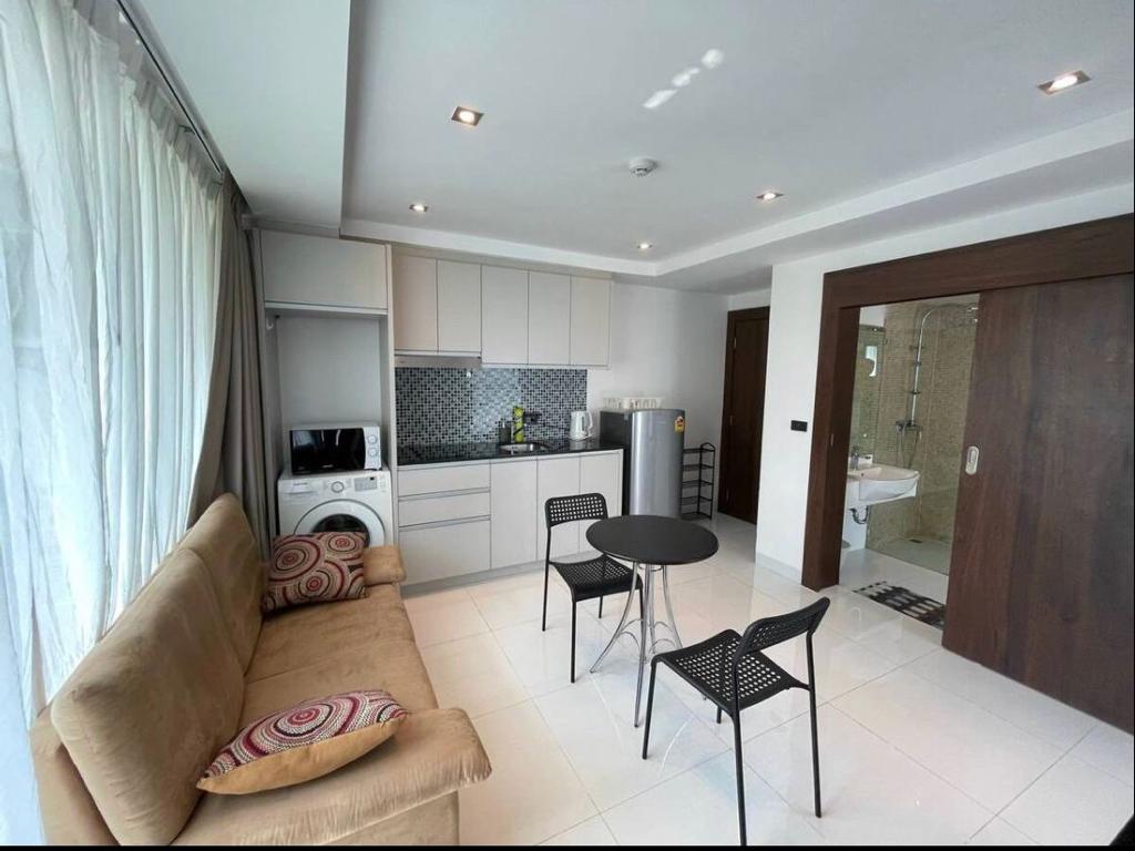 Serenity Wongamat 2BR City view, 4th Floor