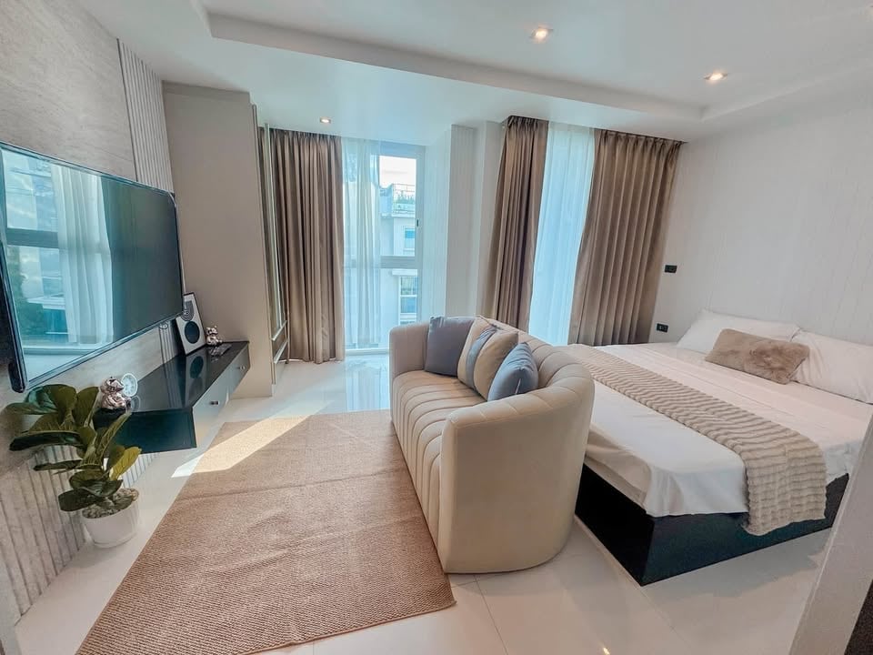 Serenity Wongamat Studio Partial sea view, 8th Floor