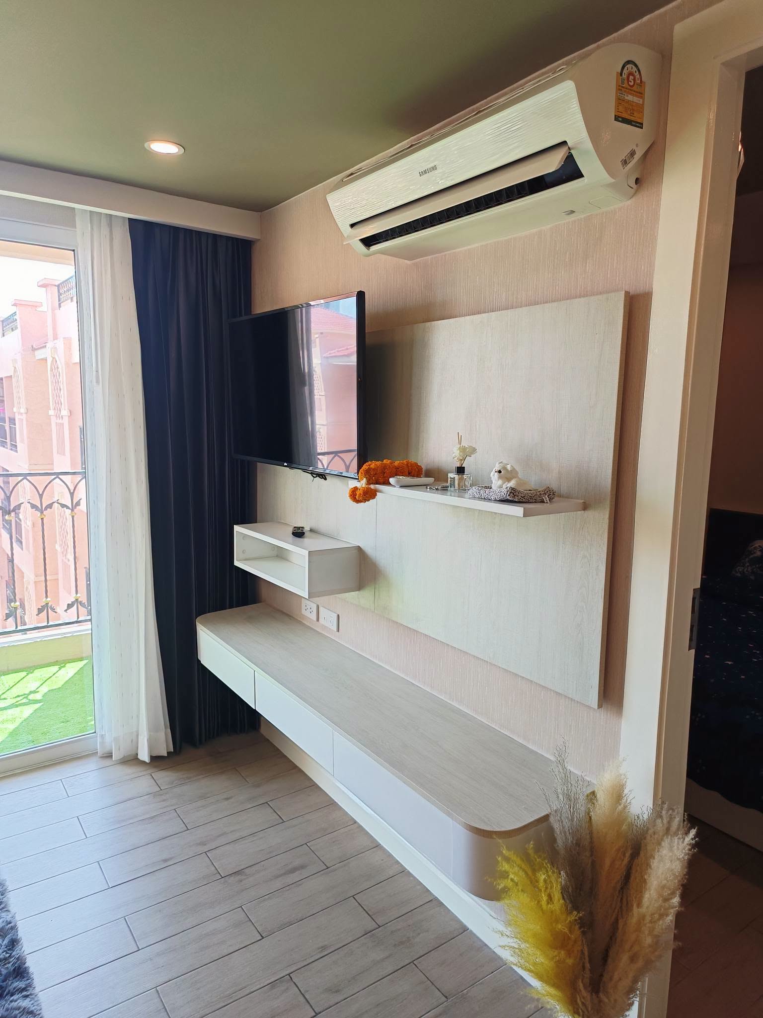 Seven Seas Condo Resort Jomtien 1BR, 8th Floor