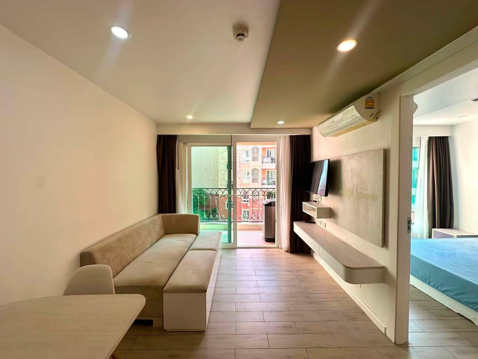 Seven Seas Condo Resort Jomtien 1BR, 5th Floor