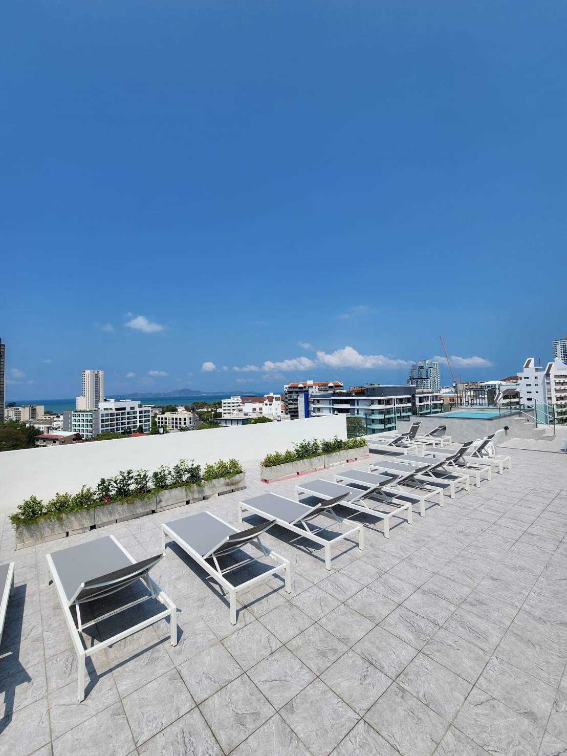 Siam Oriental Dream Studio, 1st Floor