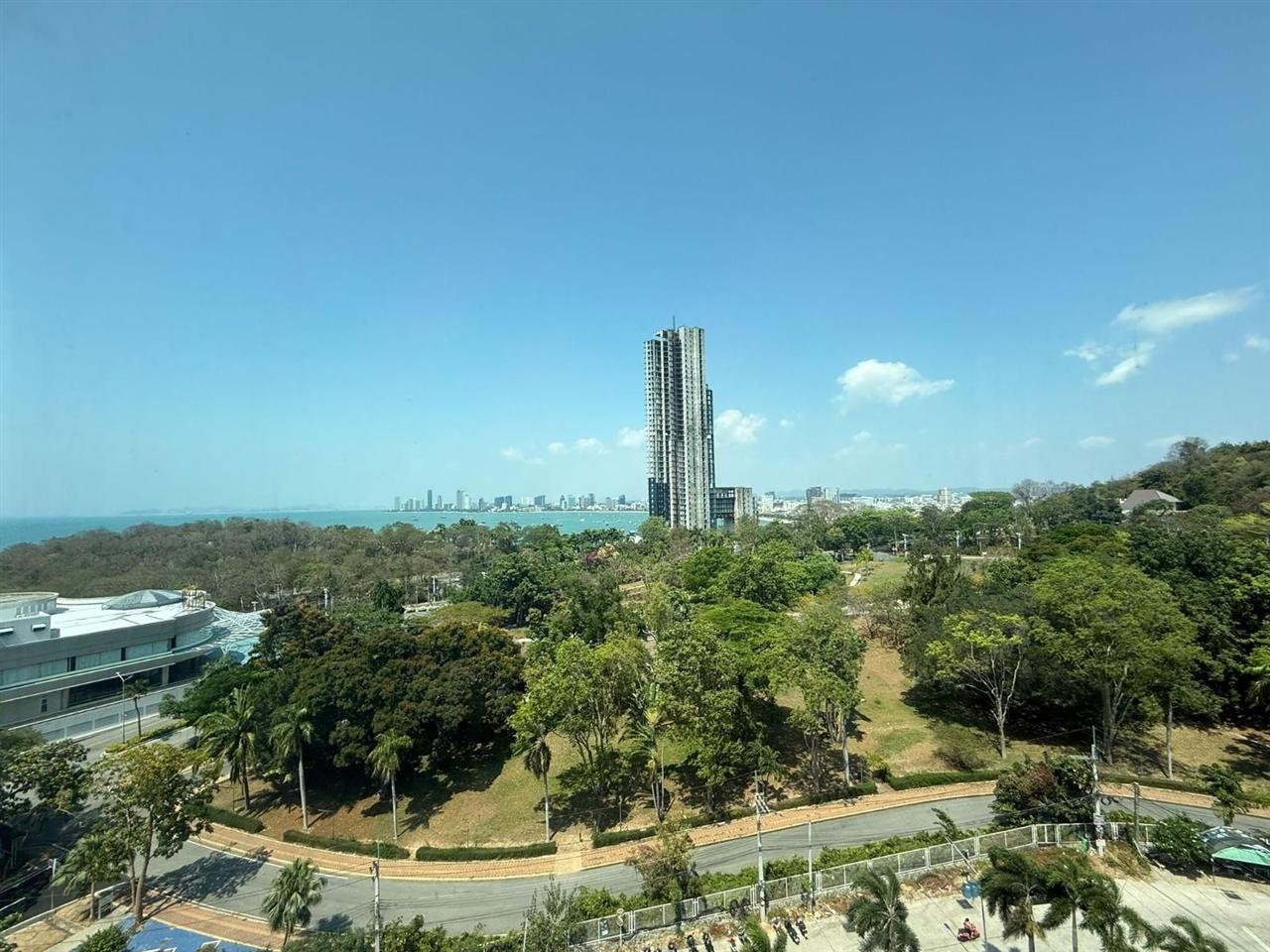 Sky Residence 2BR Sea View, 10th Floor