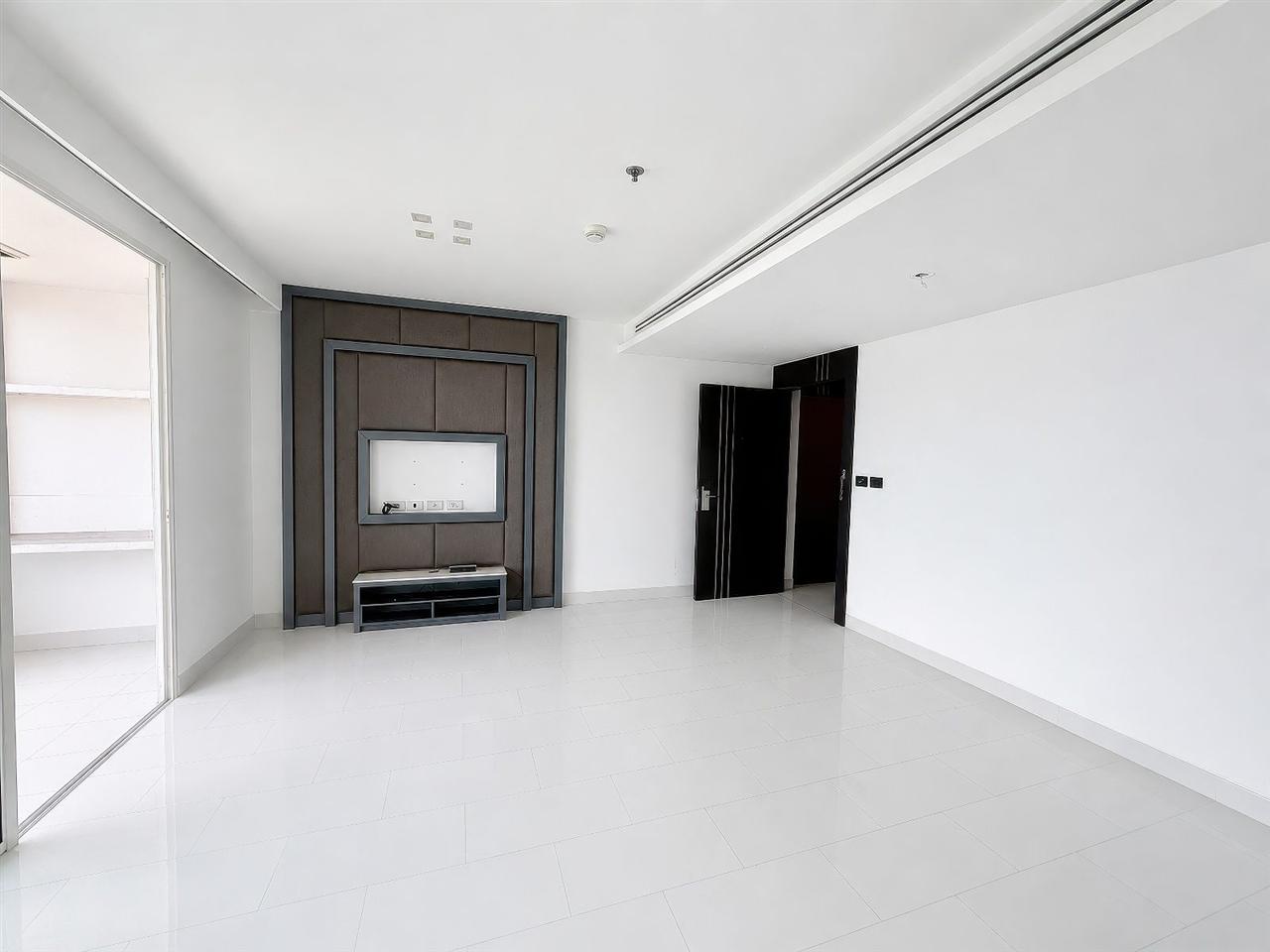 Sky Residence 2BR Sea view, 8th Floor