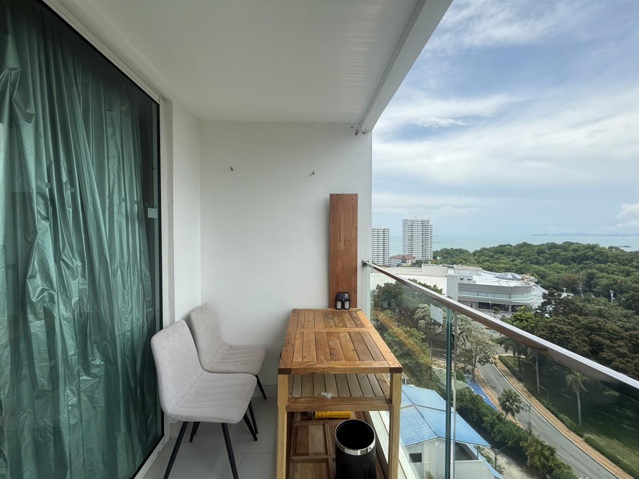 Sky Residence 2BR Sea view, 11th Floor