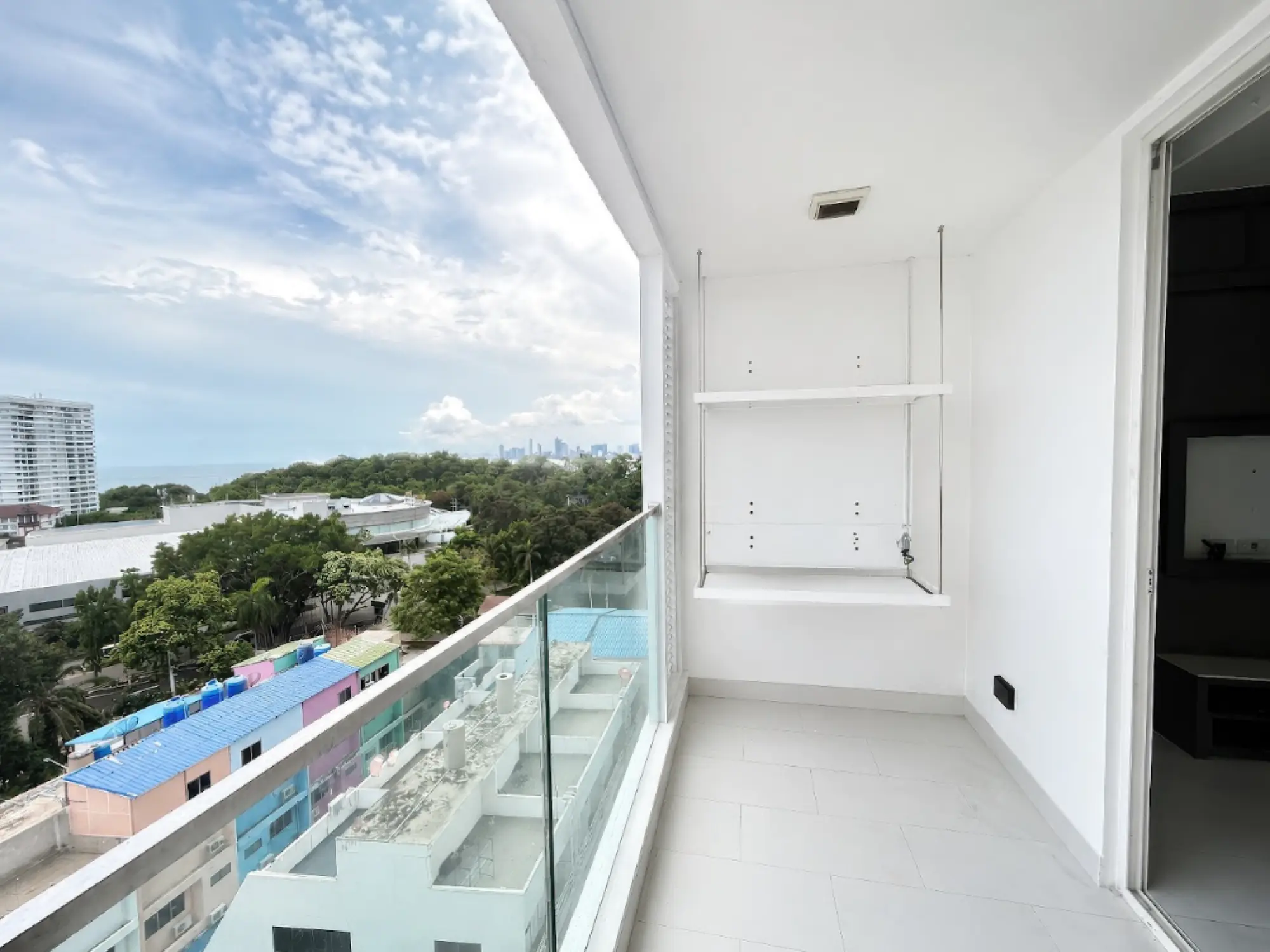 Sky Residence 2BR Sea view