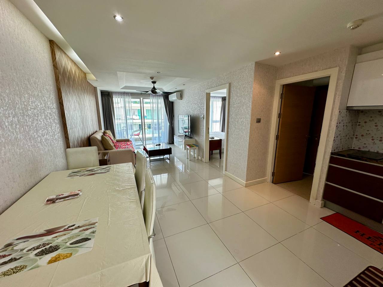 Sunset Boulevard Residence 2