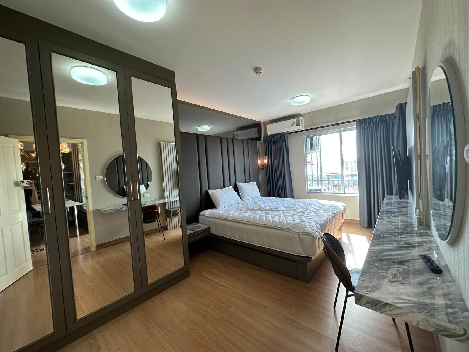 Supalai Mare 1BR Sea view, 31st Floor