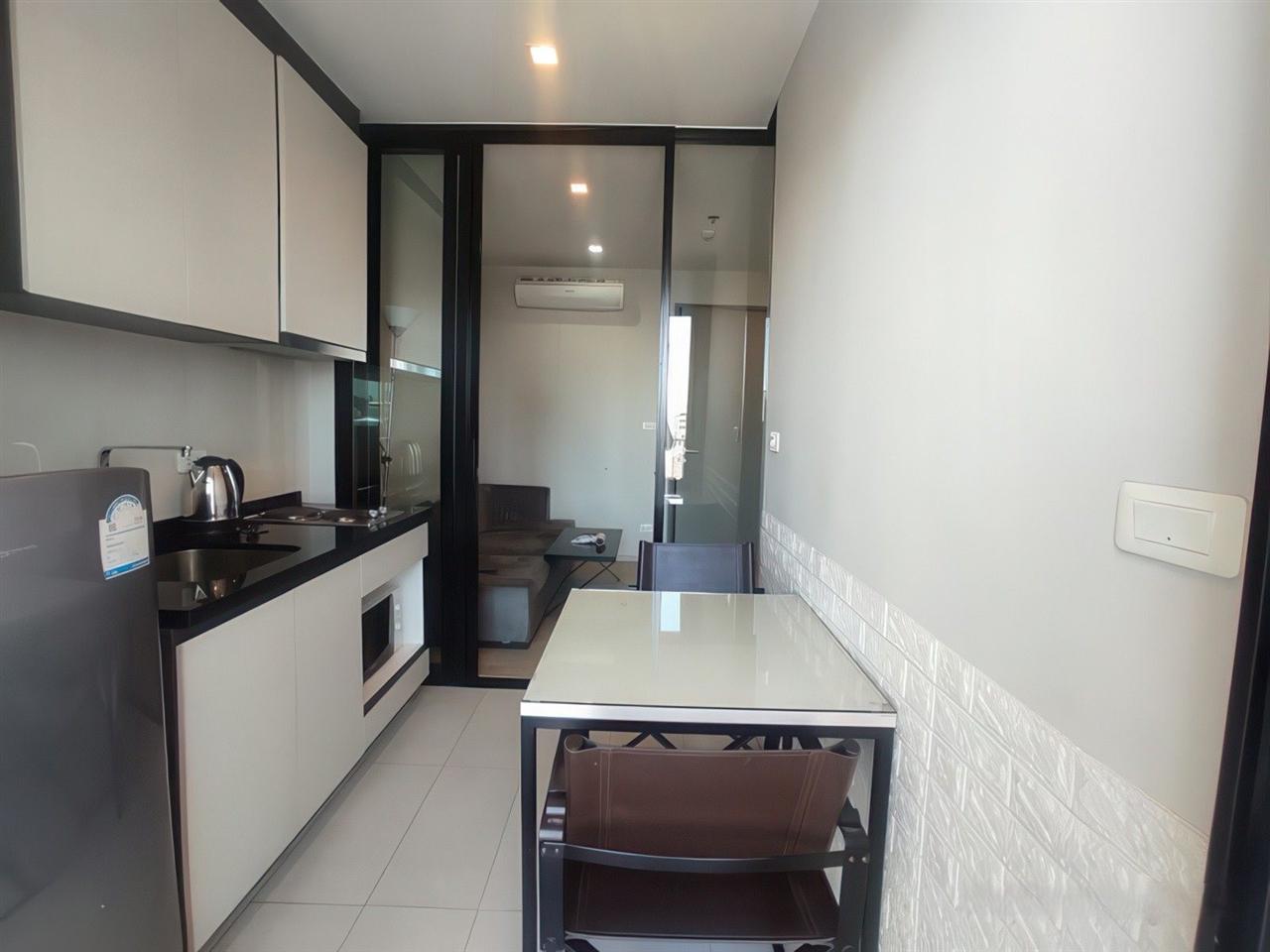 The Base 1BR City view, 10th Floor