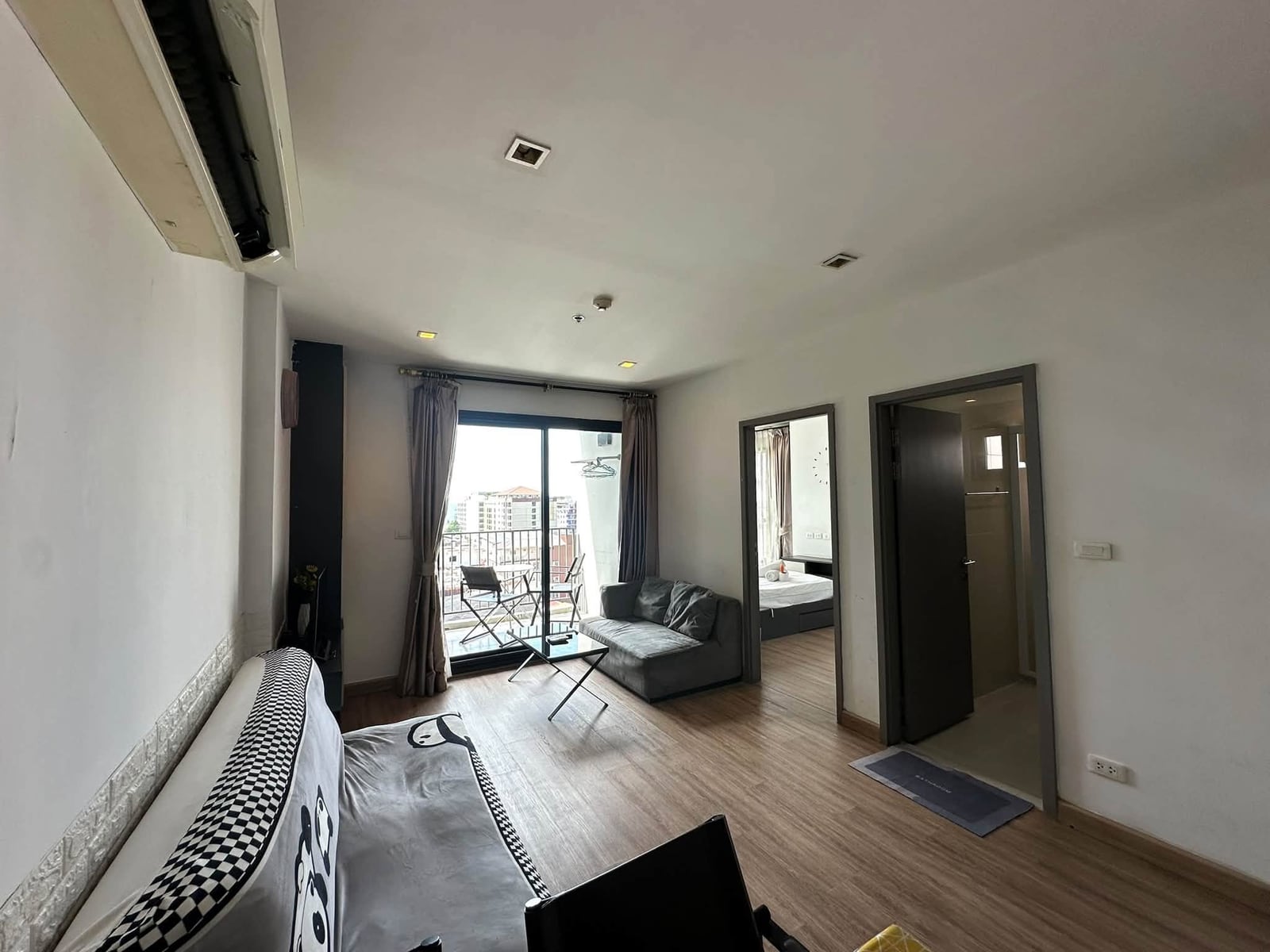 The Base 2BR Sea view, Top Floor