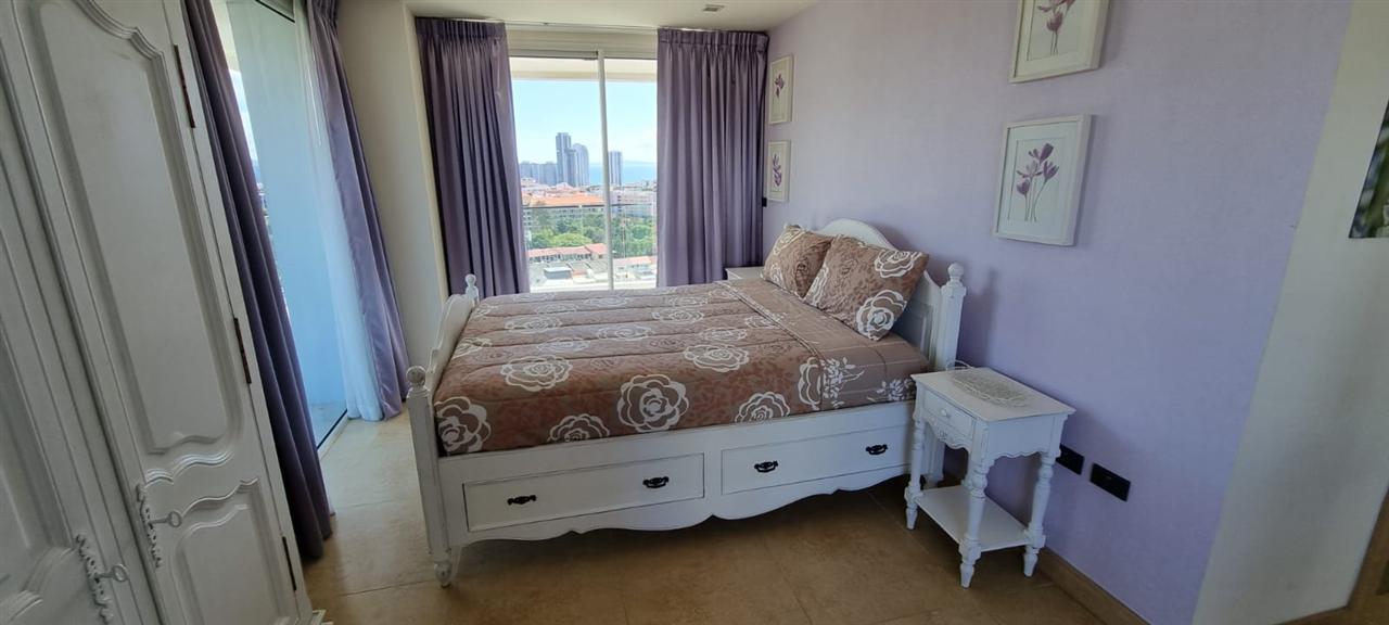 The Cliff 1BR Sea view, 13th Floor