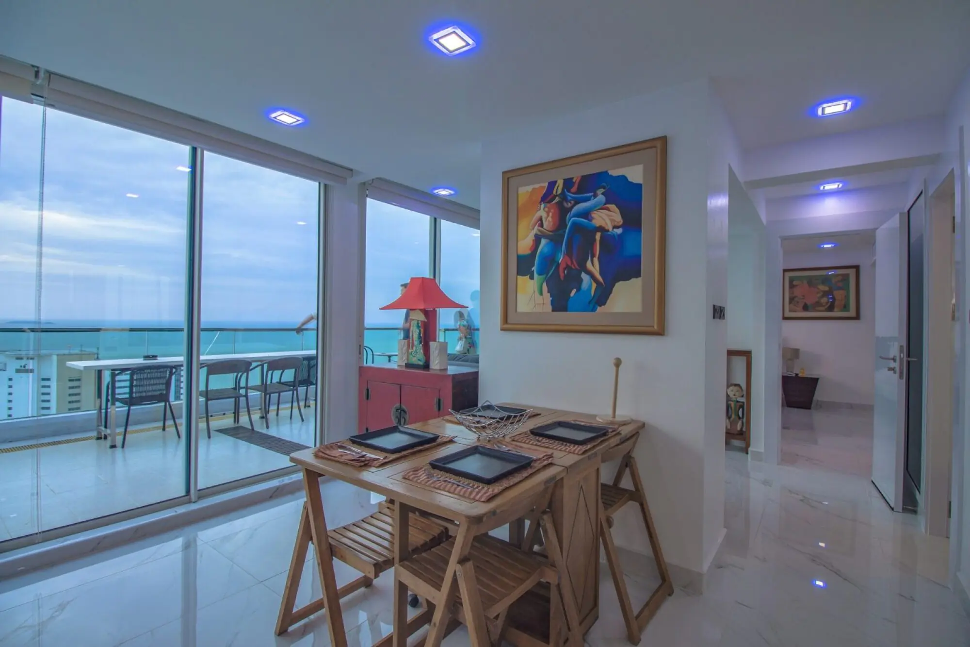 The Cliff 1BR Sea view, 27th Floor