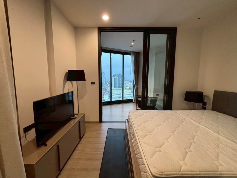 EDGE Central Pattaya 1BR Condo, 23rd Floor