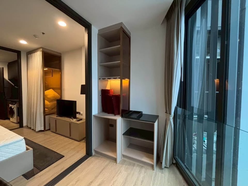 EDGE Central Pattaya 1BR Condo, 23rd Floor