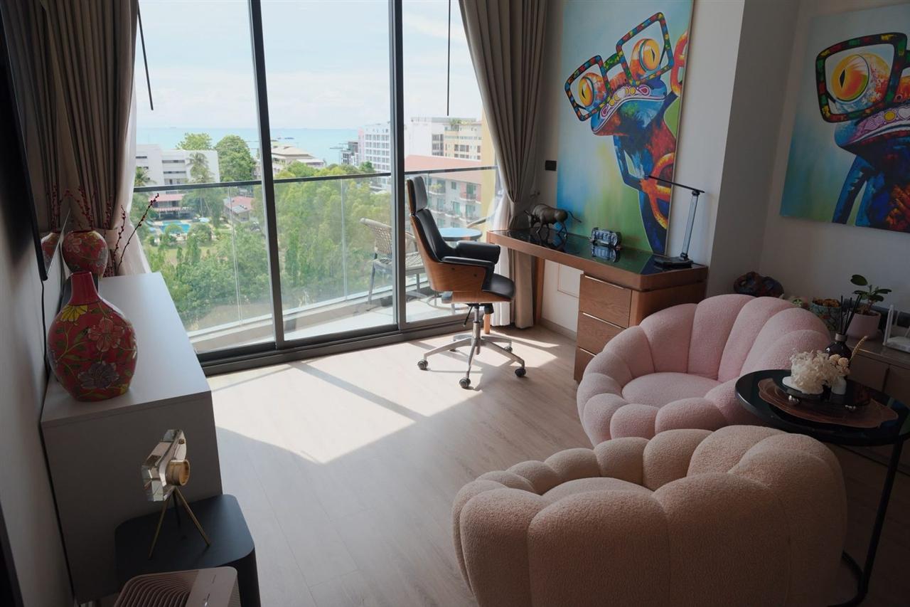 EDGE Central Pattaya 2BR Sea/City, 9th Floor