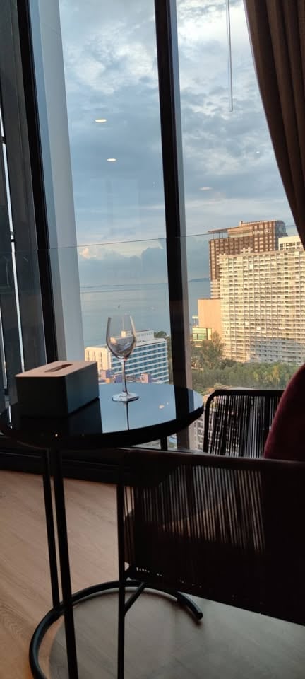EDGE Central Pattaya 1BR Sea view, 23rd Floor