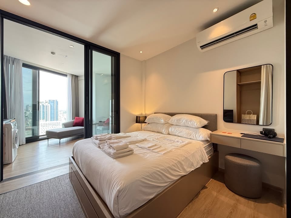 EDGE Central Pattaya 1BR Sea view, High Floor