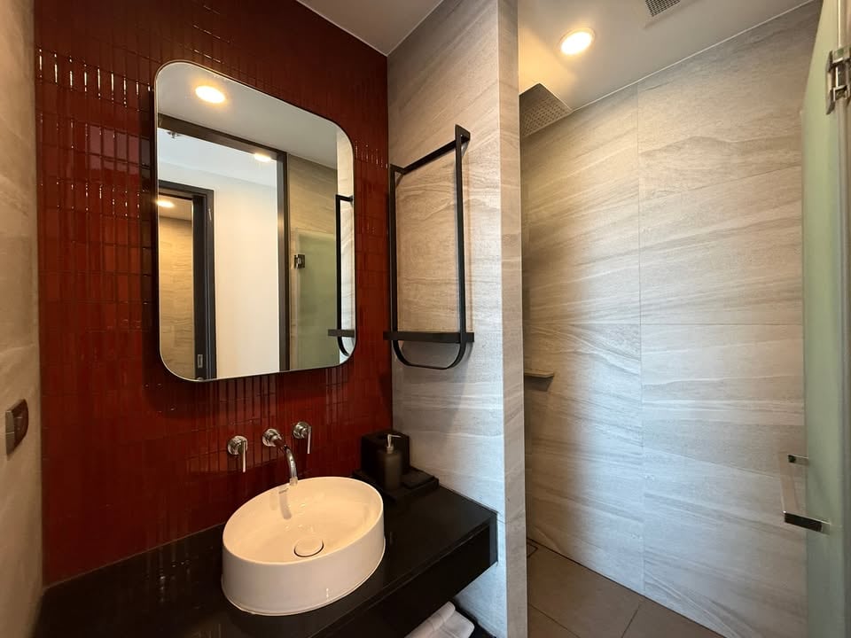 EDGE Central Pattaya 1BR Sea view, High Floor