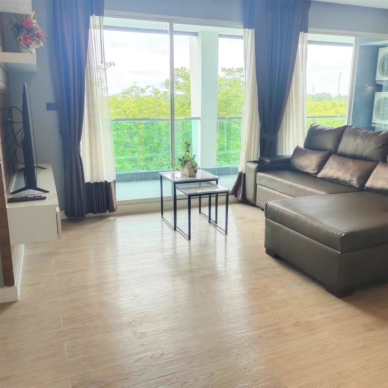 The Feelure 2BR City view, 4th Floor