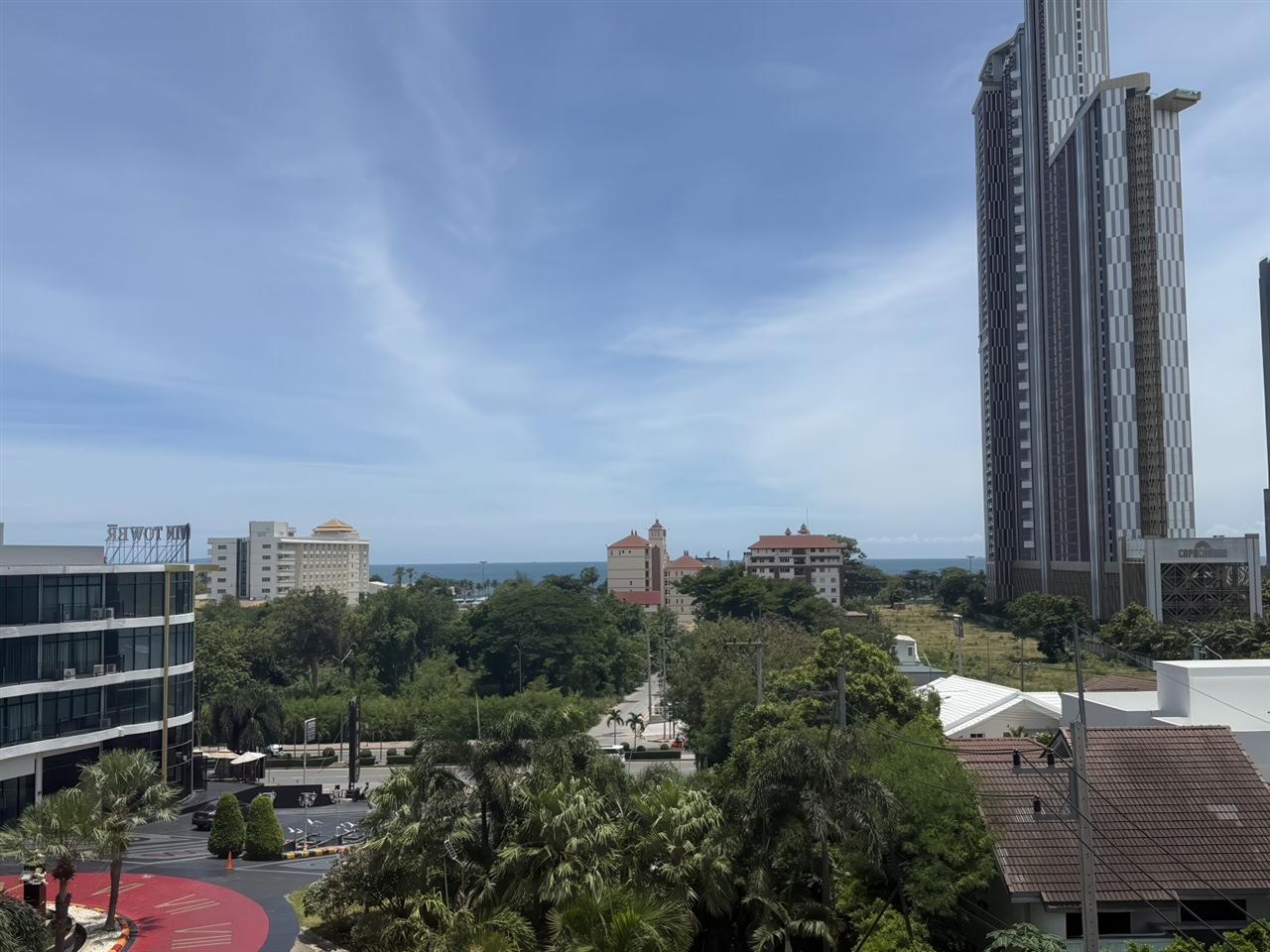 The Grand Jomtien Beach 2BR City view, 4th Floor