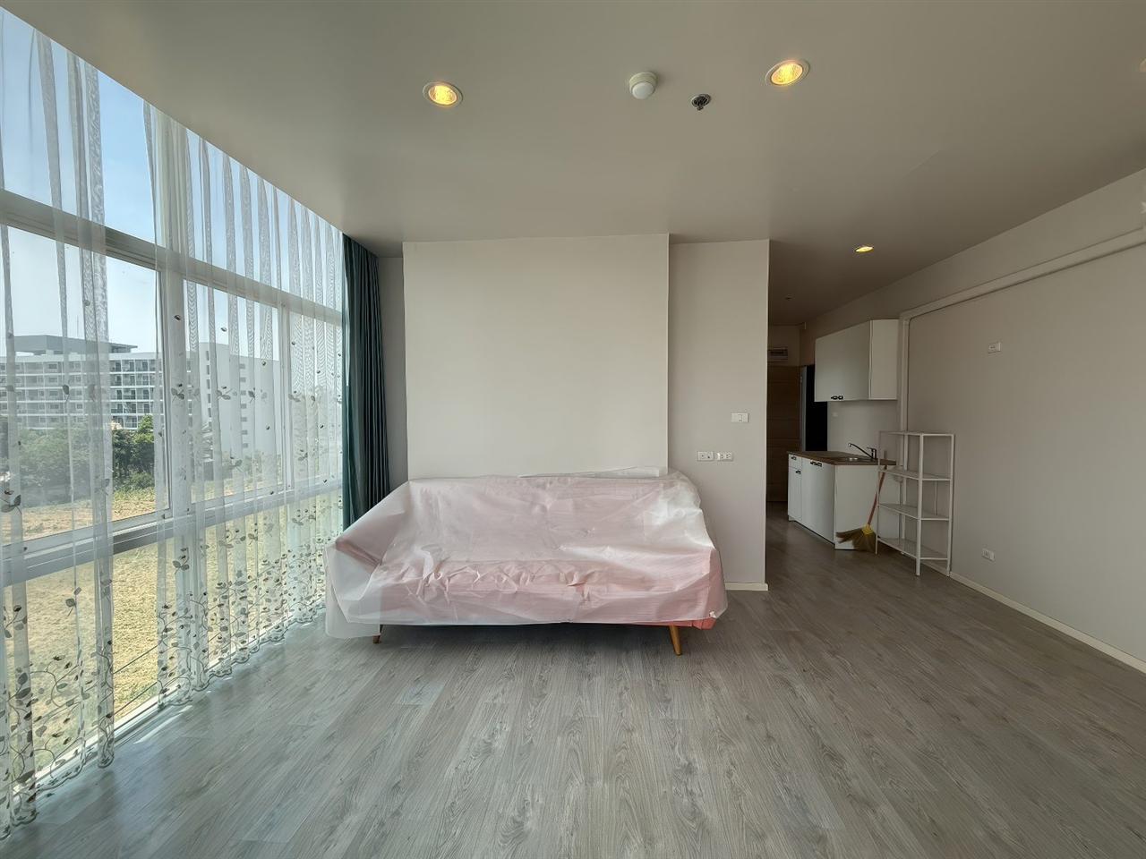 The Grand Jomtien Beach 2BR City view, 4th Floor