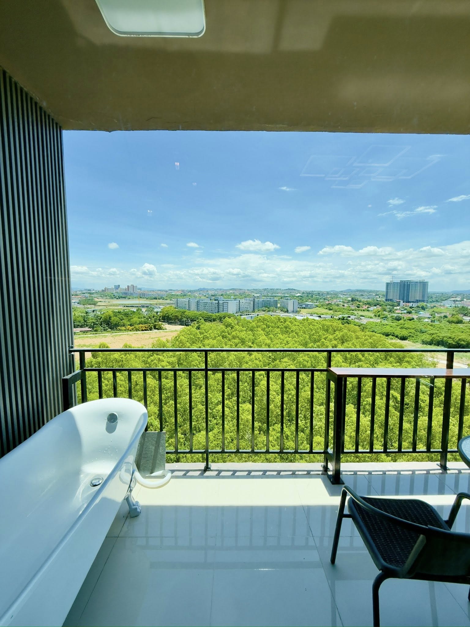The Grand Jomtien Beach 1BR Sea view, 11th Floor