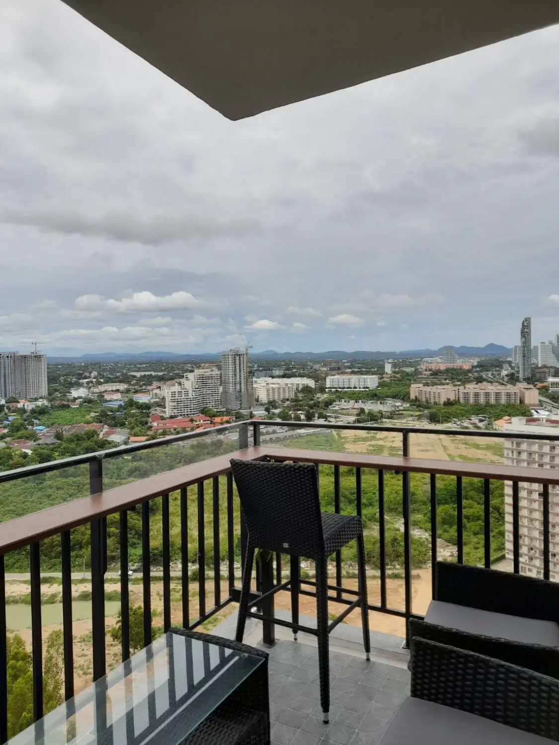 The Grand Jomtien Beach 1BR, 21st Floor