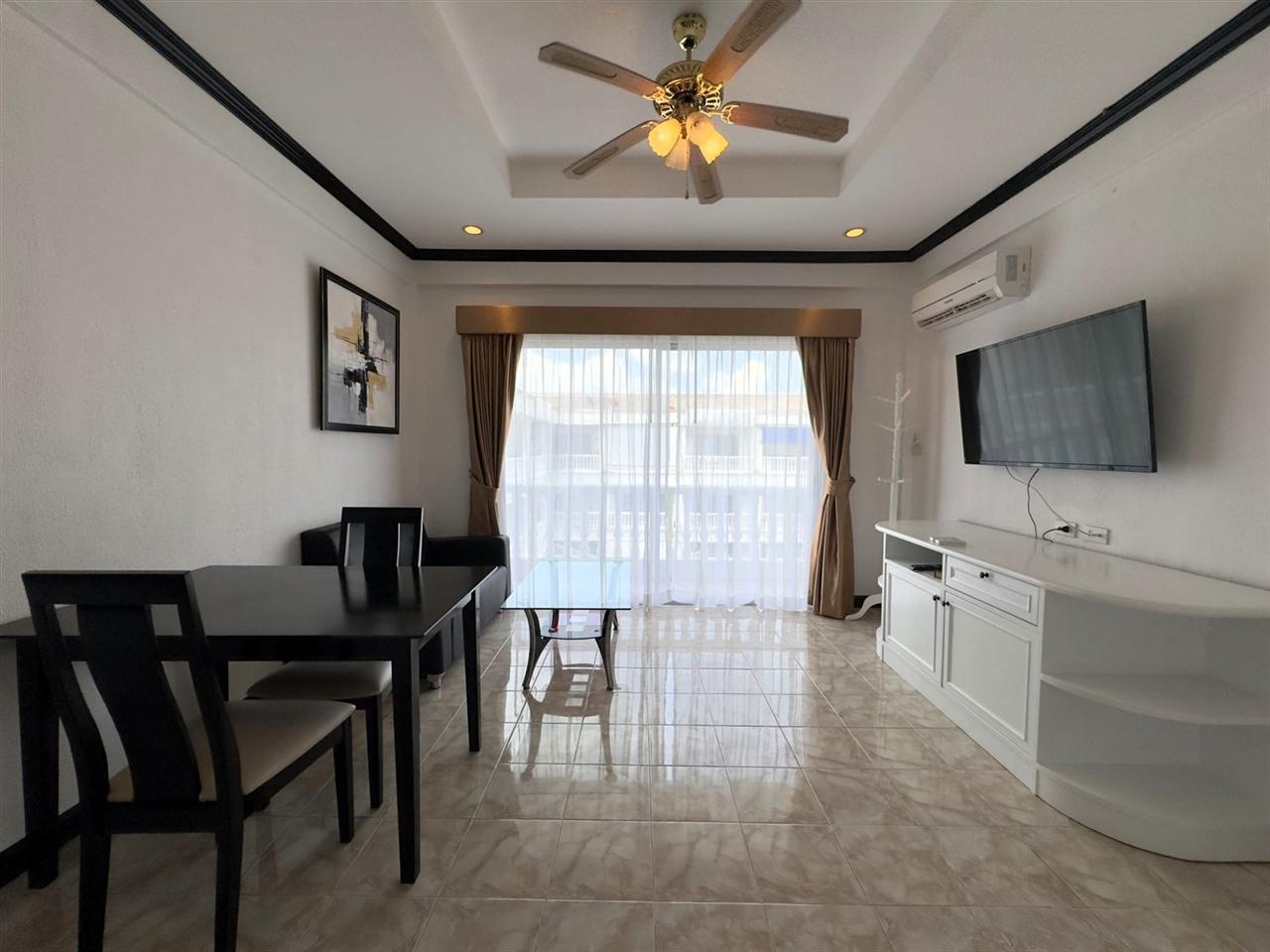 The Majestic Jomtien 1BR Pool view, 5th Floor