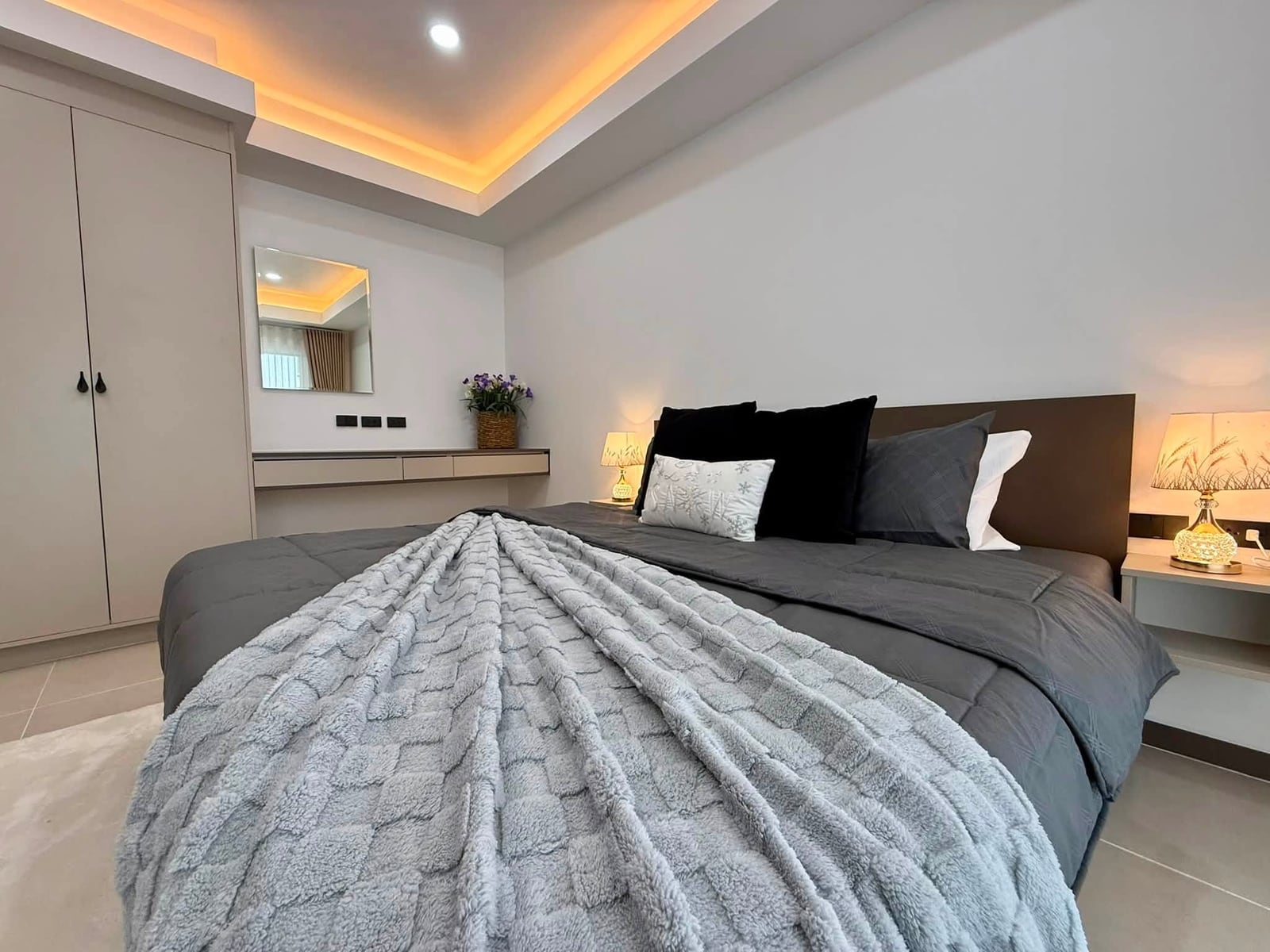 The Majestic Jomtien 2BR Pool view, 5th Floor