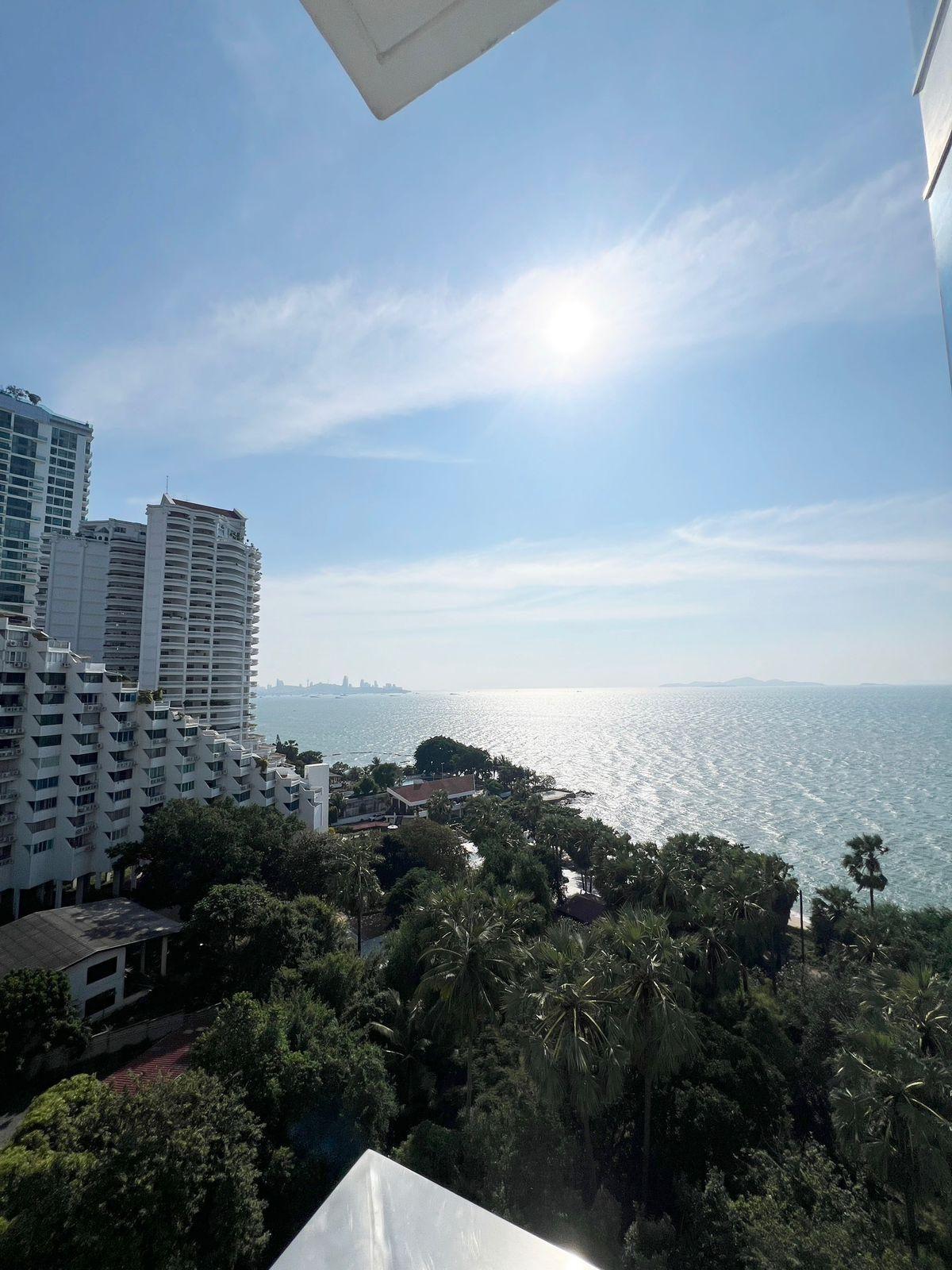 The Palm Wongamat Beach 2BR Sea view, 10th Floor