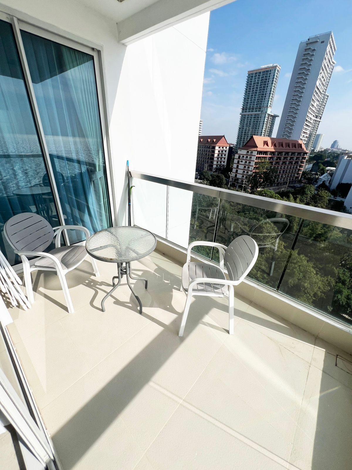 The Palm Wongamat Beach 2BR Sea view, 10th Floor