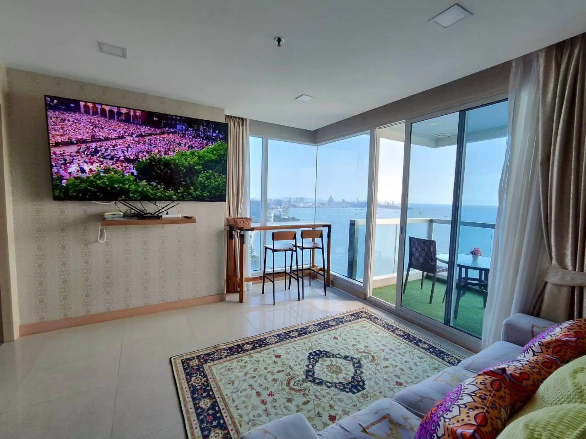 The Palm Wongamat Beach 2BR Sea view, 44th Floor